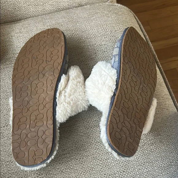 COACH Blue and Cream Fuzzy Slippers - Picture 5 of 5
